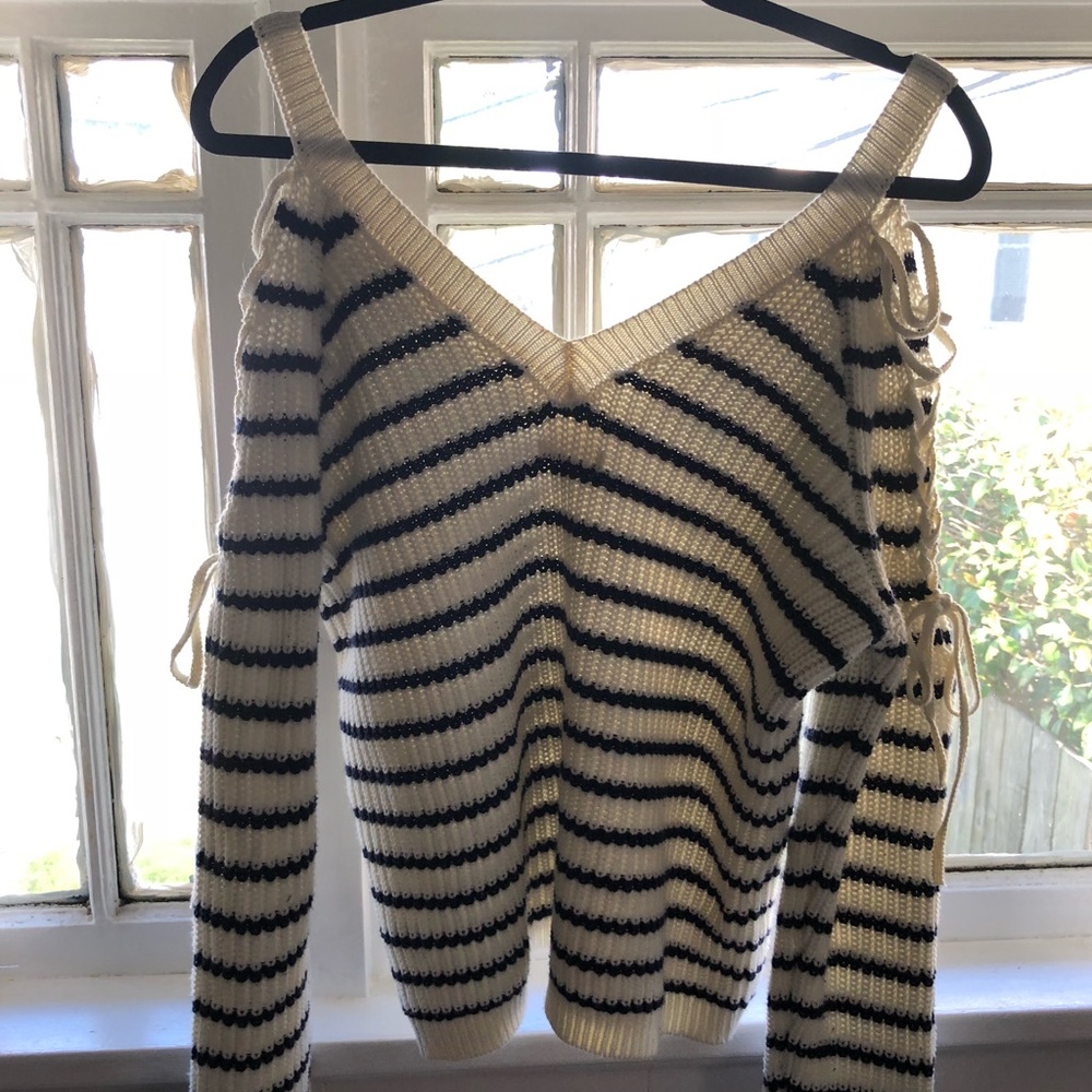 LA Hearts sweater